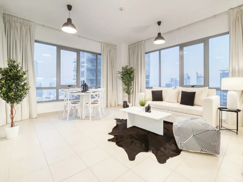 Fully Furnished 1BR