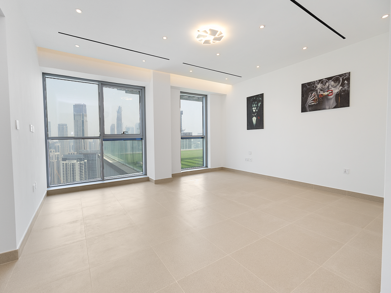 Luxury 4BR + Maid
